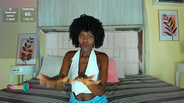 Snapshot of AlmaSean chatting on 03/23/25, 12:36 AlmaSean online show from 03/23/25, 12:36