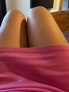 Snapshot of sweetmystery1 chatting on 11/23/25, 12:37 sweetmystery1 online show from 11/23/25, 12:37