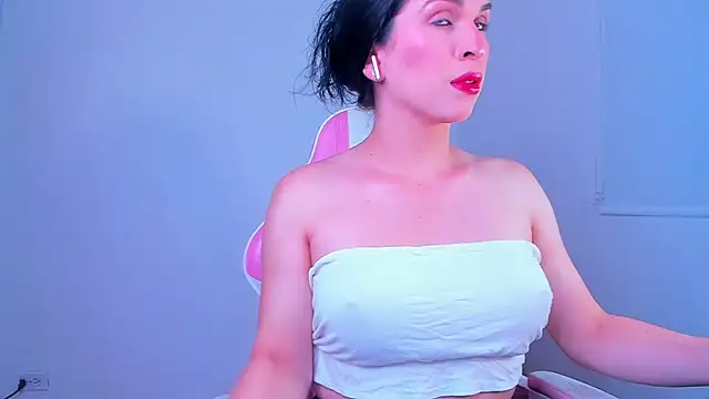 Ariana f online show from 01/16/26, 07:40