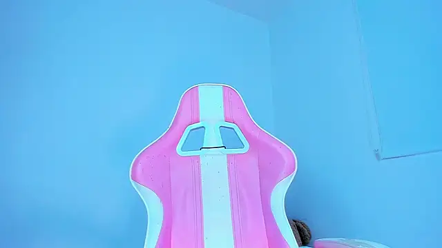 Ariana f online show from 03/18/26, 08:43