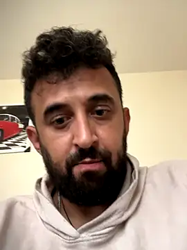 Snapshot of Ca414 chatting on 11/08/25, 12:42 Ca414 online show from 11/08/25, 12:42