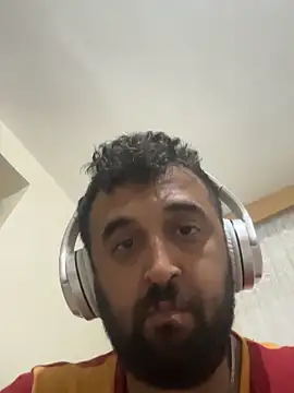 Snapshot of Ca414 chatting on 04/10/26, 12:06 Ca414 online show from 04/10/26, 12:06