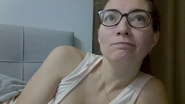 Ashleyspice online show from 12/17/25, 05:56