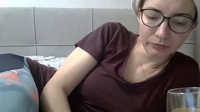 Snapshot of Ashleyspice chatting on 03/04/25, 07:30 Ashleyspice online show from 03/04/25, 07:30