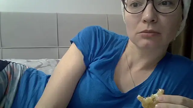 Snapshot of Ashleyspice chatting on 03/20/25, 07:14 Ashleyspice online show from 03/20/25, 07:14
