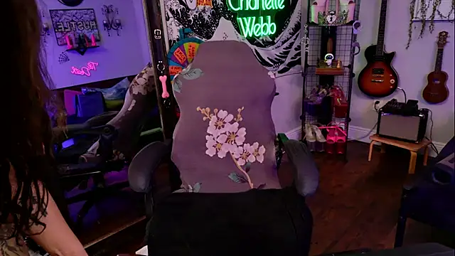 Snapshot of CharletteWebb chatting on 03/03/25, 03:05 CharletteWebb online show from 03/03/25, 03:05