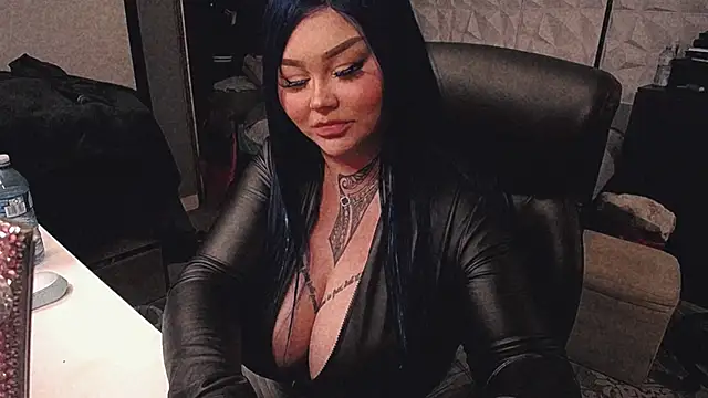 Snapshot of sheylagoddess11 chatting on 10/18/25, 05:20 sheylagoddess11 online show from 10/18/25, 05:20