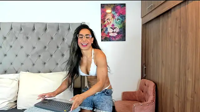 ariannaThompsons online show from 03/04/26, 10:39