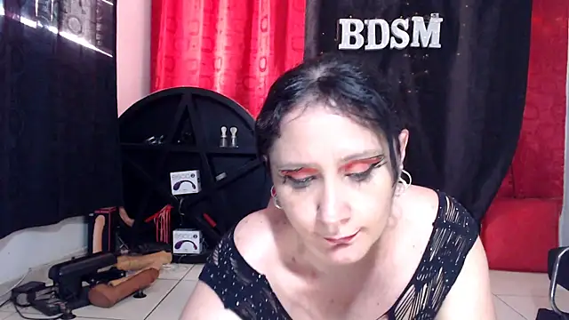 Snapshot of MonetKitty chatting on 01/21/25, 10:41 MonetKitty online show from 01/21/25, 10:41