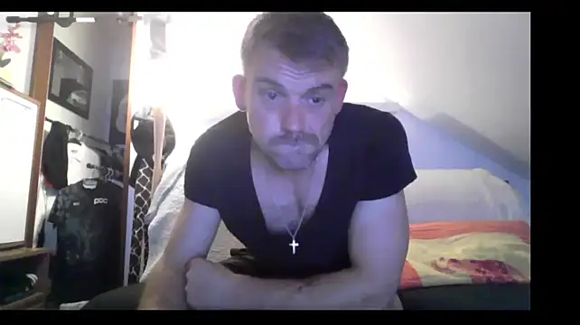 Cambitchboy online show from 04/06/26, 01:01