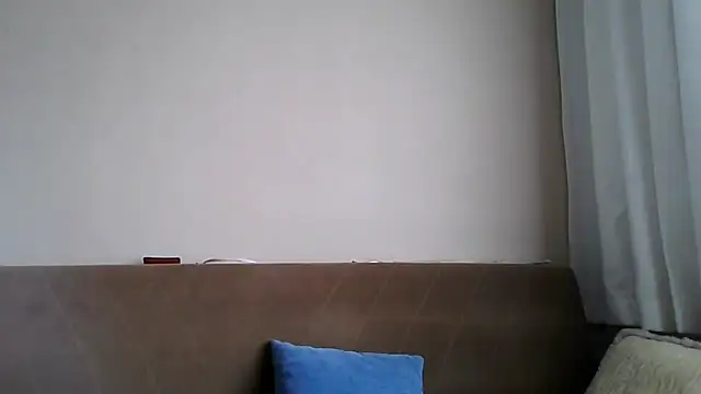 Snapshot of BuckWessle chatting on 04/21/26, 09:27 BuckWessle online show from 04/21/26, 09:27