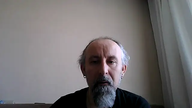 Snapshot of BuckWessle chatting on 04/27/26, 11:08 BuckWessle online show from 04/27/26, 11:08
