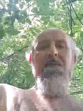 Snapshot of BuckWessle chatting on 06/09/26, 11:11 BuckWessle online show from 06/09/26, 11:11