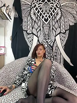 Boonny Boo01 online show from 04/21/26, 04:57