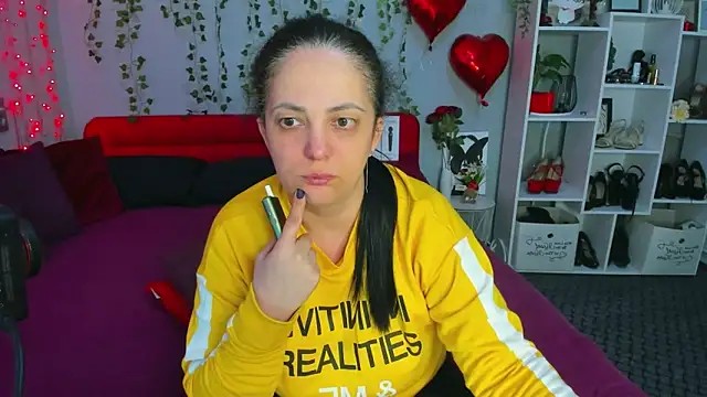 DarlingMilf online show from 04/05/26, 06:14