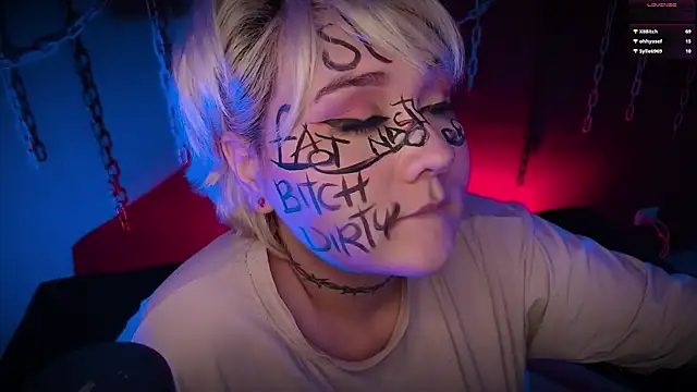 Snapshot of Laura_takint chatting on 03/10/25, 07:07 Laura takint online show from 03/10/25, 07:07