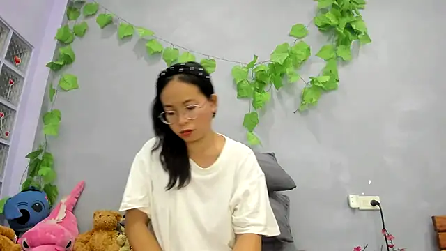 Snapshot of loveley_jenny chatting on 07/03/26, 05:36 loveley jenny online show from 07/03/26, 05:36