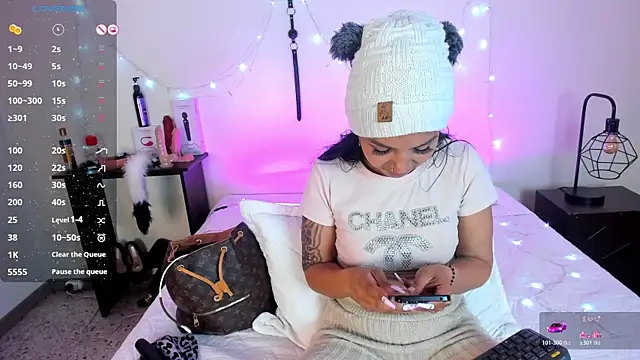 Tracy lambo online show from 11/30/25, 01:34