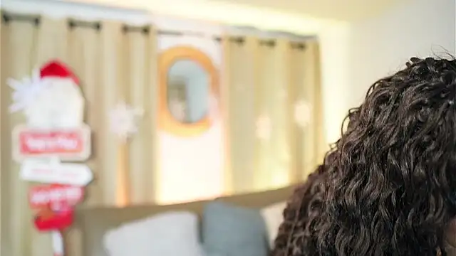 Valeriestyle online show from 12/23/25, 04:56