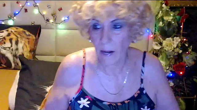 HappyWomanOn online show from 02/19/26, 09:39