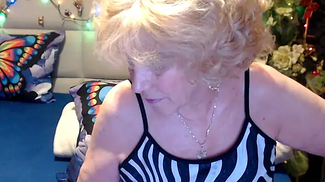 Snapshot of HappyWomanOn chatting on 05/09/26, 09:29 HappyWomanOn online show from 05/09/26, 09:29