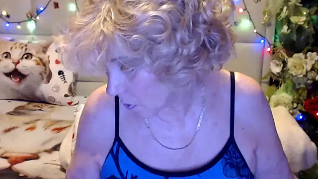 Snapshot of HappyWomanOn chatting on 03/21/26, 10:31 HappyWomanOn online show from 03/21/26, 10:31