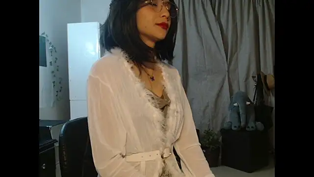 Pinkye skarlet online show from 10/22/25, 04:23