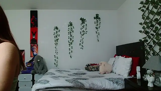 Pinkye skarlet online show from 09/08/25, 03:33