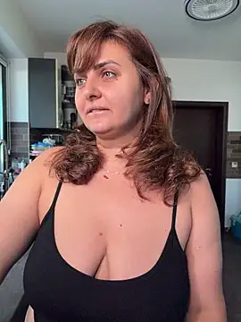 AnneKane online show from 06/14/26, 05:08