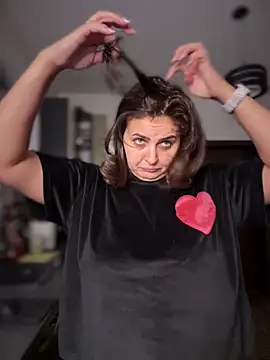 AnneKane online show from 12/05/24, 10:06