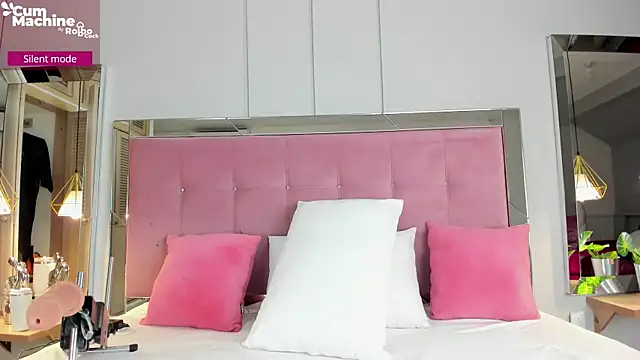 Ahincale online show from 11/22/25, 08:08