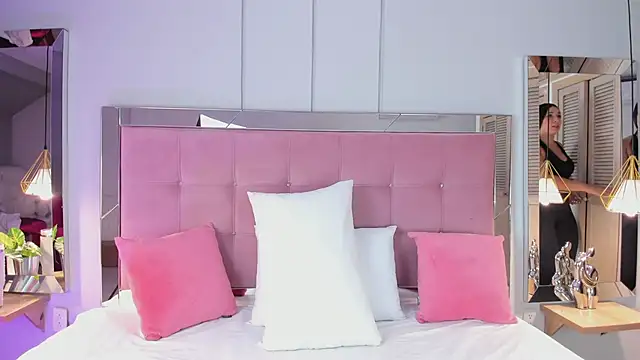 Ahincale online show from 01/13/26, 07:51