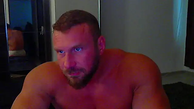 Snapshot of muscularkevin chatting on 07/07/26, 01:14 muscularkevin online show from 07/07/26, 01:14