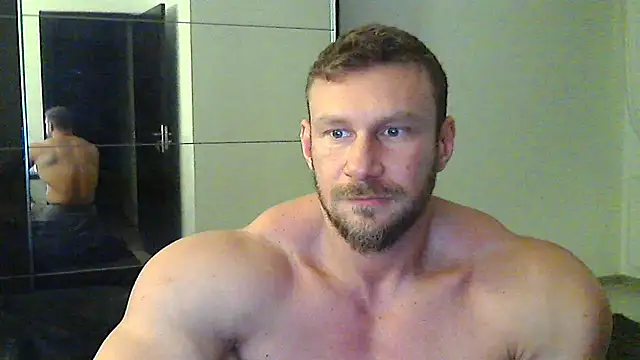 muscularkevin online show from 12/28/24, 02:21