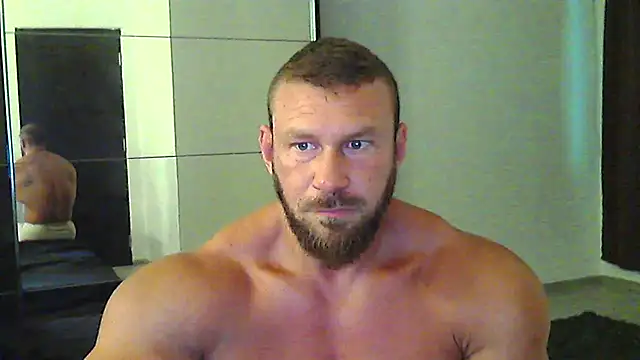 Snapshot of muscularkevin chatting on 06/28/26, 03:46 muscularkevin online show from 06/28/26, 03:46