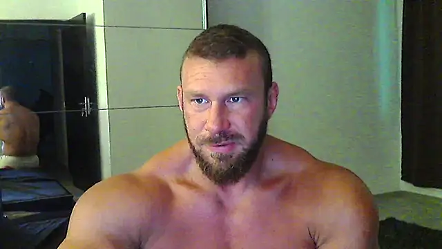 Snapshot of muscularkevin chatting on 06/29/26, 03:24 muscularkevin online show from 06/29/26, 03:24