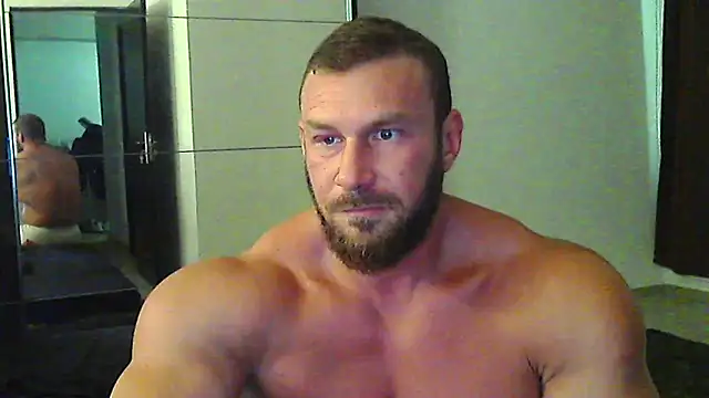 Snapshot of muscularkevin chatting on 06/06/26, 01:05 muscularkevin online show from 06/06/26, 01:05
