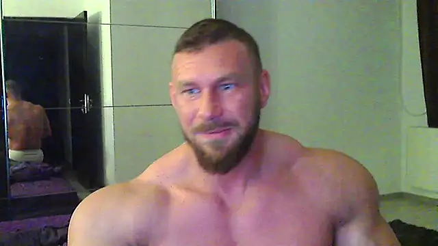 muscularkevin online show from 04/30/26, 03:24