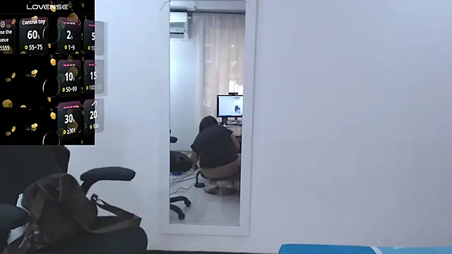 Snapshot of Katha_Marck chatting on 11/26/25, 12:38 Katha Marck online show from 11/26/25, 12:38