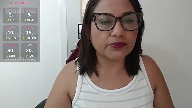 Snapshot of Katha_Marck chatting on 02/10/26, 12:37 Katha Marck online show from 02/10/26, 12:37