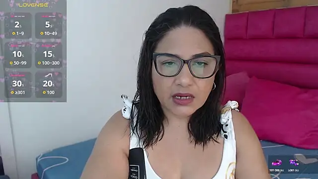 Snapshot of Katha_Marck chatting on 05/07/26, 12:41 Katha Marck online show from 05/07/26, 12:41