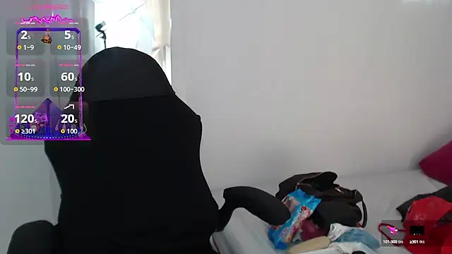 Snapshot of Katha_Marck chatting on 09/17/25, 08:33 Katha Marck online show from 09/17/25, 08:33