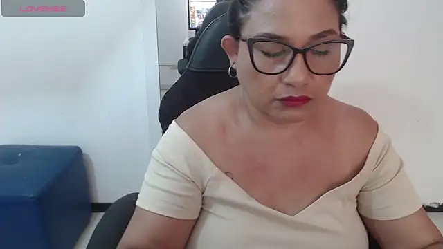 Katha Marck online show from 04/17/26, 03:04