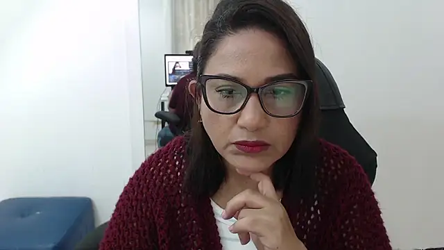 Snapshot of Katha_Marck chatting on 02/19/26, 12:46 Katha Marck online show from 02/19/26, 12:46