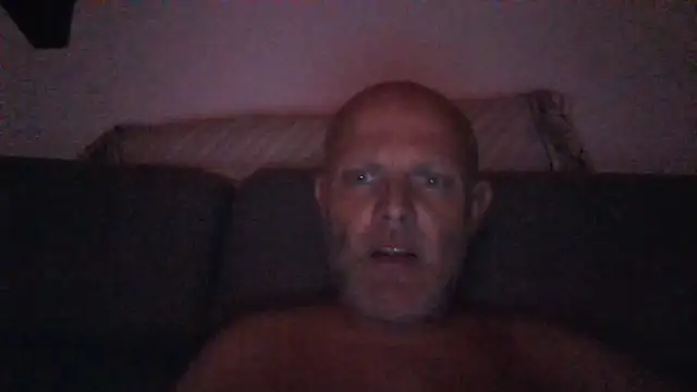 Snapshot of davigochi77bcn chatting on 10/25/25, 08:31 davigochi77bcn online show from 10/25/25, 08:31