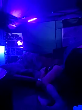 Hotredheadandtoungelasher online show from 03/11/25, 05:02