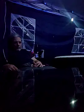 Hotredheadandtoungelasher online show from 03/08/25, 10:24