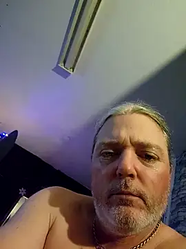 Hotredheadandtoungelasher online show from 12/21/25, 12:29