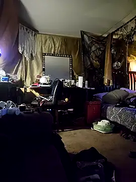 Hotredheadandtoungelasher online show from 02/19/26, 10:45