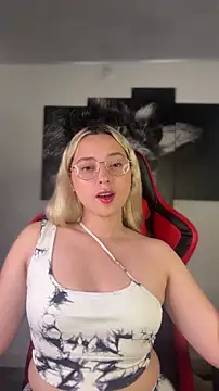 Irisweet  online show from 12/18/25, 10:24